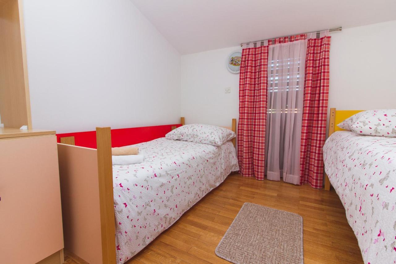 Apartment Andrijana *